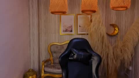 Valentina  online show from July 4, 2026, 12:44 pm