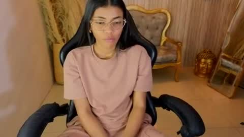 Valentina  online show from July 13, 2026, 7:49 pm