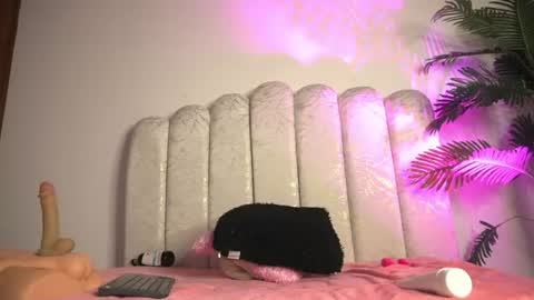 VALENTINA online show from July 28, 2026, 12:48 pm