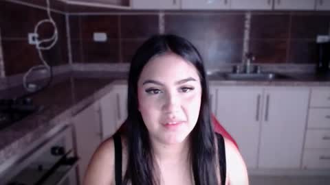 Valentina Millers online show from October 9, 2025, 10:46 am