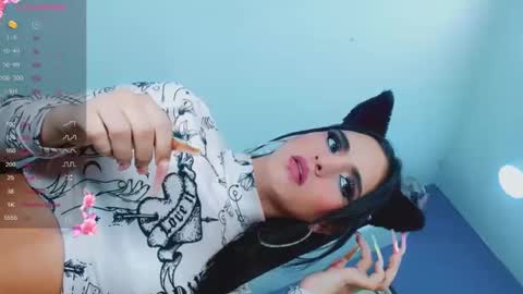 valentina_princess_ online show from February 3, 2025, 1:52 am