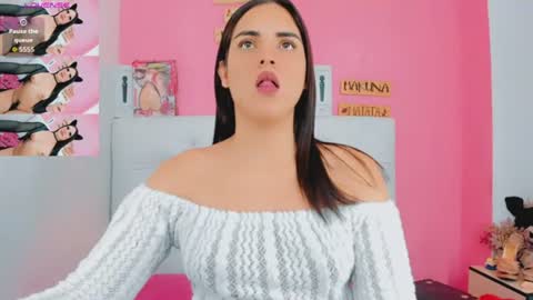valentina_princess_ online show from June 22, 2026, 3:47 am