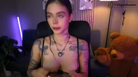 Snapshot of valentina_vegaa chatting on May 11, 2026, 3:07 pm Val online show from May 11, 2026, 3:07 pm