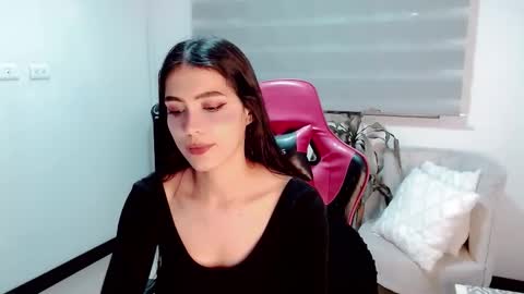 Valentina  online show from February 15, 2026, 1:13 am