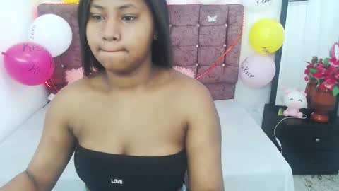 Snapshot of valentinavega18x chatting on March 22, 2026, 6:39 am valentina vega online show from March 22, 2026, 6:39 am