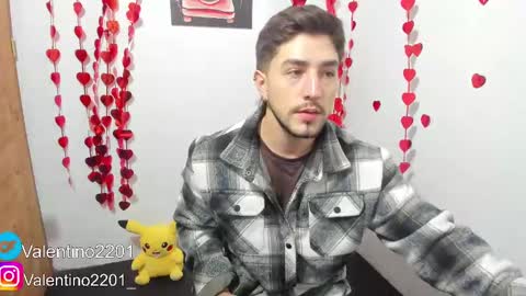 Snapshot of valentino2201 chatting on February 21, 2025, 1:22 am valentino online show from February 21, 2025, 1:22 am