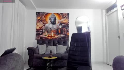    online show from January 3, 2025, 1:05 am