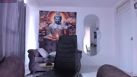    online show from January 23, 2025, 7:51 pm