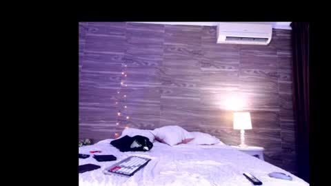 Snapshot of valentino_vega chatting on July 24, 2026, 1:03 am Valentino Vega online show from July 24, 2026, 1:03 am