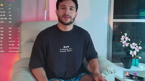 Snapshot of valentinoford chatting on January 27, 2025, 5:03 am Valentino online show from January 27, 2025, 5:03 am