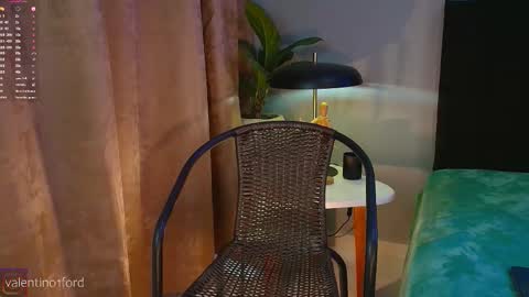 Snapshot of valentinoford chatting on October 3, 2025, 8:28 pm Valentino online show from October 3, 2025, 8:28 pm