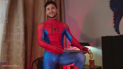 Snapshot of valentinoford chatting on October 31, 2025, 10:22 pm Valentino online show from October 31, 2025, 10:22 pm