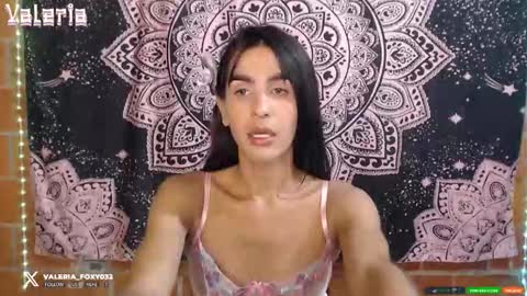 valeria online show from September 28, 2025, 4:51 am