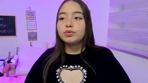 Snapshot of valeria_cherry chatting on May 1, 2026, 6:40 am valeria online show from May 1, 2026, 6:40 am