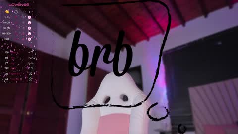 Snapshot of valeria_uribe22 chatting on January 29, 2025, 12:54 am online show from January 29, 2025, 12:54 am