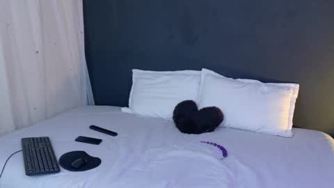 Snapshot of valeriaa_cruz chatting on June 5, 2026, 12:17 am valeriaa cruz online show from June 5, 2026, 12:17 am