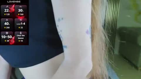valeriaa_s online show from July 25, 2026, 12:03 pm