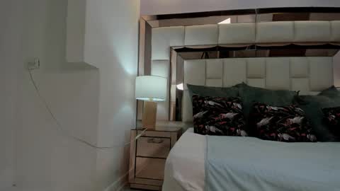 Snapshot of valerialua chatting on January 14, 2026, 12:11 pm Valeria online show from January 14, 2026, 12:11 pm