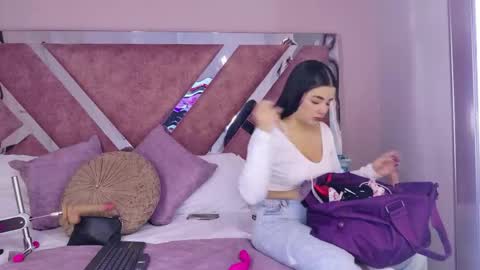 valeriaortegaa online show from May 26, 2026, 11:28 am