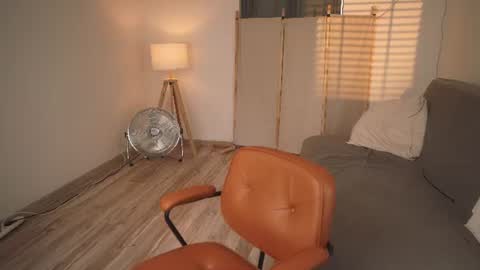 Valeria online show from June 10, 2026, 12:48 pm