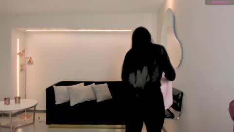 VALERIA ROSSI  online show from January 14, 2026, 11:16 am