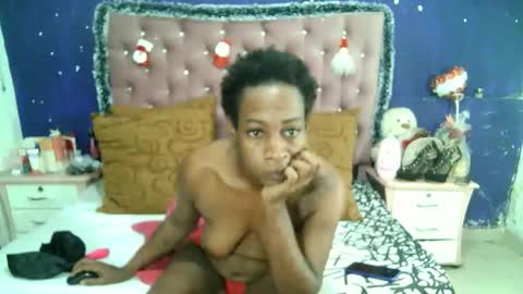 La valerie26 online show from December 16, 2025, 12:43 pm