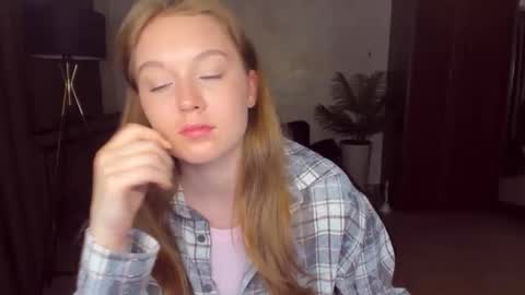 ValeriCherry online show from May 26, 2026, 2:46 pm