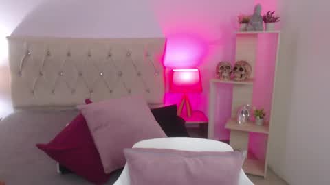 Valeriee online show from February 28, 2025, 9:04 am