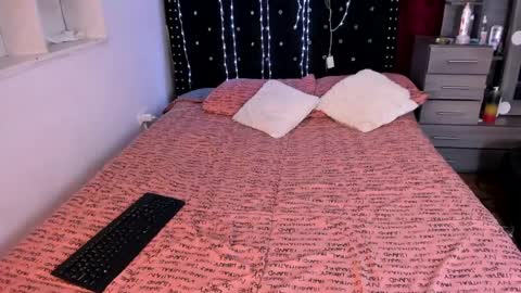Snapshot of valerie_luxe_ chatting on July 27, 2026, 4:19 am valerie luxe online show from July 27, 2026, 4:19 am