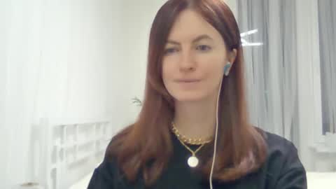 valerie_rose777 online show from December 26, 2024, 3:53 pm