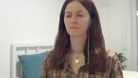 valerie_rose777 online show from February 28, 2025, 7:03 pm