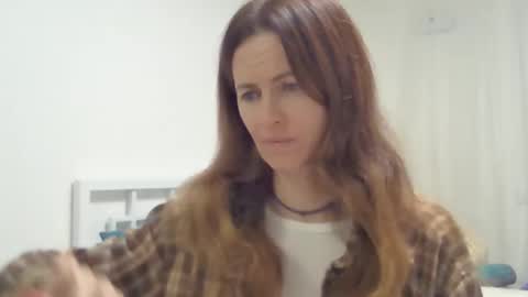 valerie_rose777 online show from November 16, 2025, 7:52 pm