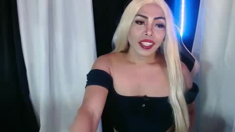 Snapshot of valerie_sensual chatting on January 6, 2025, 3:42 am valerie_sensual online show from January 6, 2025, 3:42 am