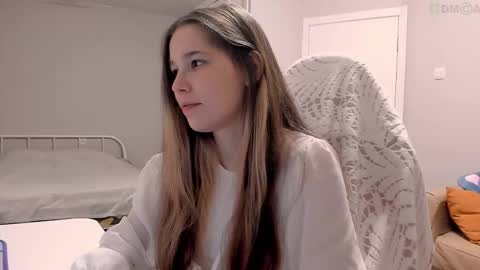 Valerie online show from November 17, 2025, 8:58 pm