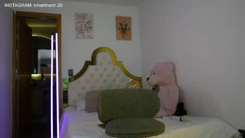 valeriecollinss_ online show from June 11, 2026, 2:53 am