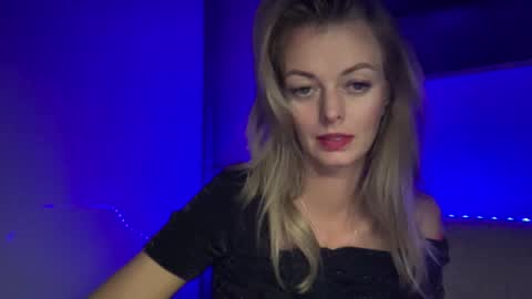 Snapshot of valerieluvsugar chatting on January 5, 2025, 9:57 pm Valerie online show from January 5, 2025, 9:57 pm