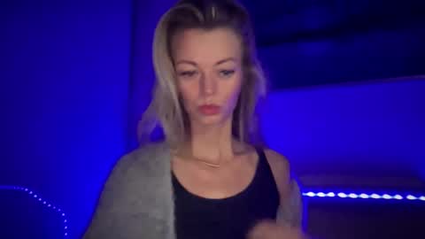 Snapshot of valerieluvsugar chatting on September 17, 2025, 7:21 am Valerie online show from September 17, 2025, 7:21 am