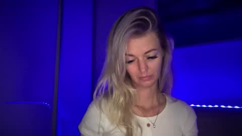 Snapshot of valerieluvsugar chatting on September 19, 2025, 9:26 pm Valerie online show from September 19, 2025, 9:26 pm