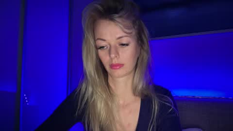 Snapshot of valerieluvsugar chatting on February 12, 2026, 5:52 pm Valerie online show from February 12, 2026, 5:52 pm