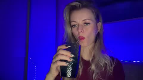 Snapshot of valerieluvsugar chatting on February 13, 2026, 4:14 pm Valerie online show from February 13, 2026, 4:14 pm