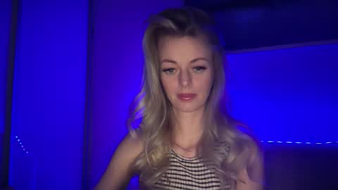 Snapshot of valerieluvsugar chatting on February 25, 2026, 10:52 pm Valerie online show from February 25, 2026, 10:52 pm