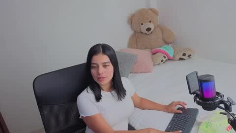 Snapshot of valerihouse_ chatting on May 30, 2026, 2:19 am valerihouse_ online show from May 30, 2026, 2:19 am
