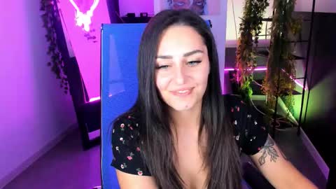 Snapshot of valeriiemills chatting on September 15, 2025, 3:12 pm Valerie online show from September 15, 2025, 3:12 pm