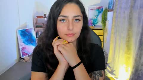 Snapshot of valeriiemills chatting on September 26, 2025, 3:49 pm Valerie online show from September 26, 2025, 3:49 pm