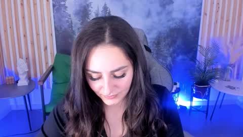 Snapshot of valeriiemills chatting on December 2, 2025, 2:12 pm Valerie online show from December 2, 2025, 2:12 pm