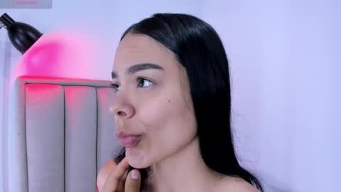 Cris  online show from March 31, 2026, 9:48 pm