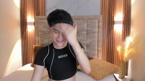 Snapshot of valery_hil chatting on December 31, 2024, 8:45 pm Thomy online show from December 31, 2024, 8:45 pm