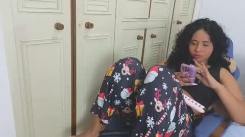 Snapshot of valery_lovex_ chatting on May 7, 2026, 11:54 pm valery_lovex_ online show from May 7, 2026, 11:54 pm