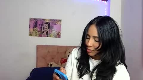 Snapshot of valery_lovex_ chatting on June 5, 2026, 2:40 am valery_lovex_ online show from June 5, 2026, 2:40 am