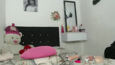 valery_prinss5 online show from September 25, 2025, 3:54 am